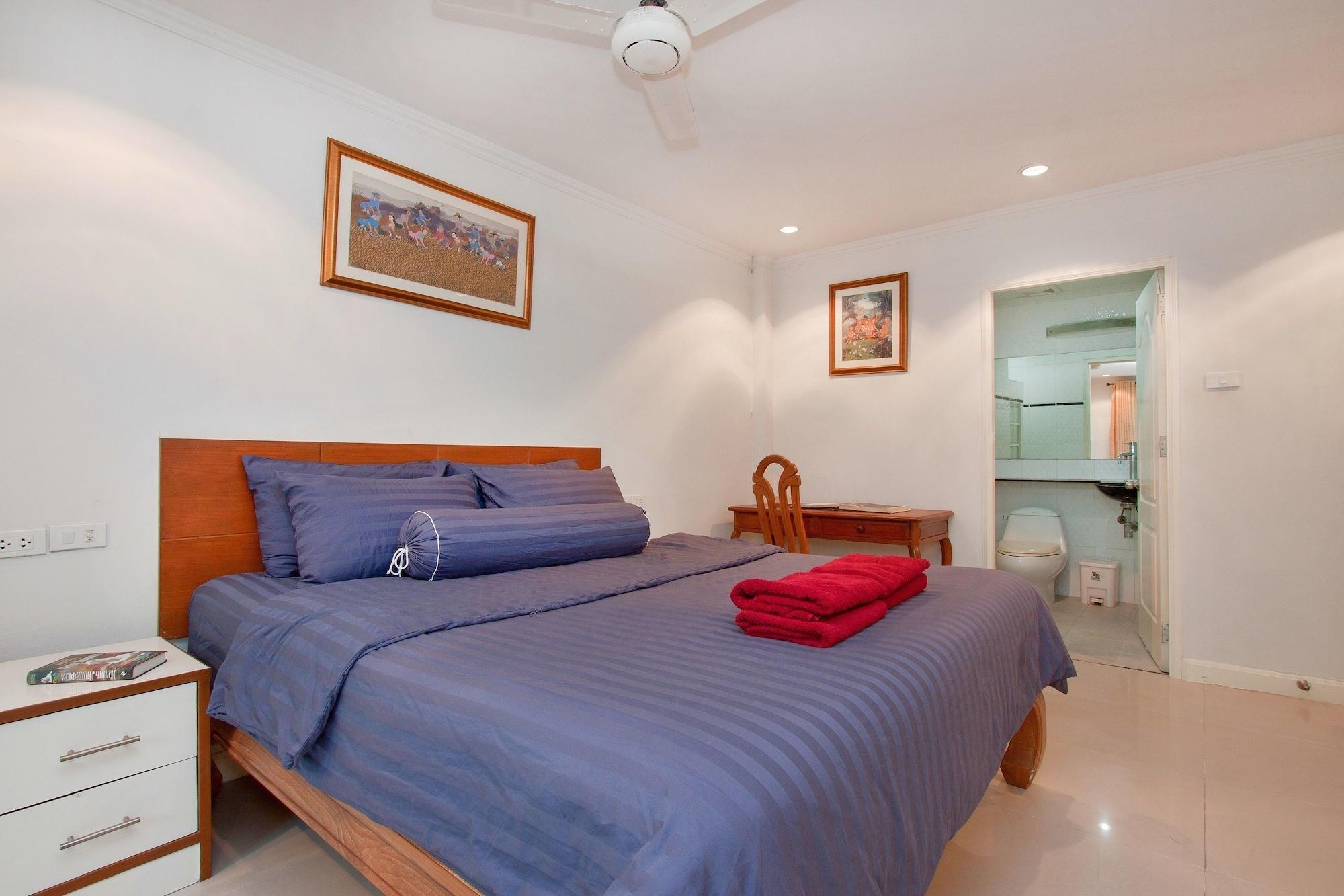 Argyle Apartments Pattaya Exterior photo