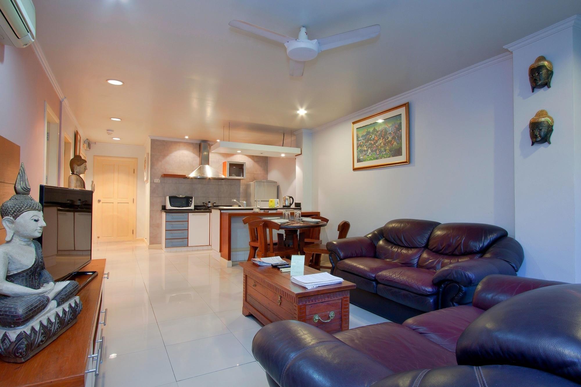 Argyle Apartments Pattaya Exterior photo