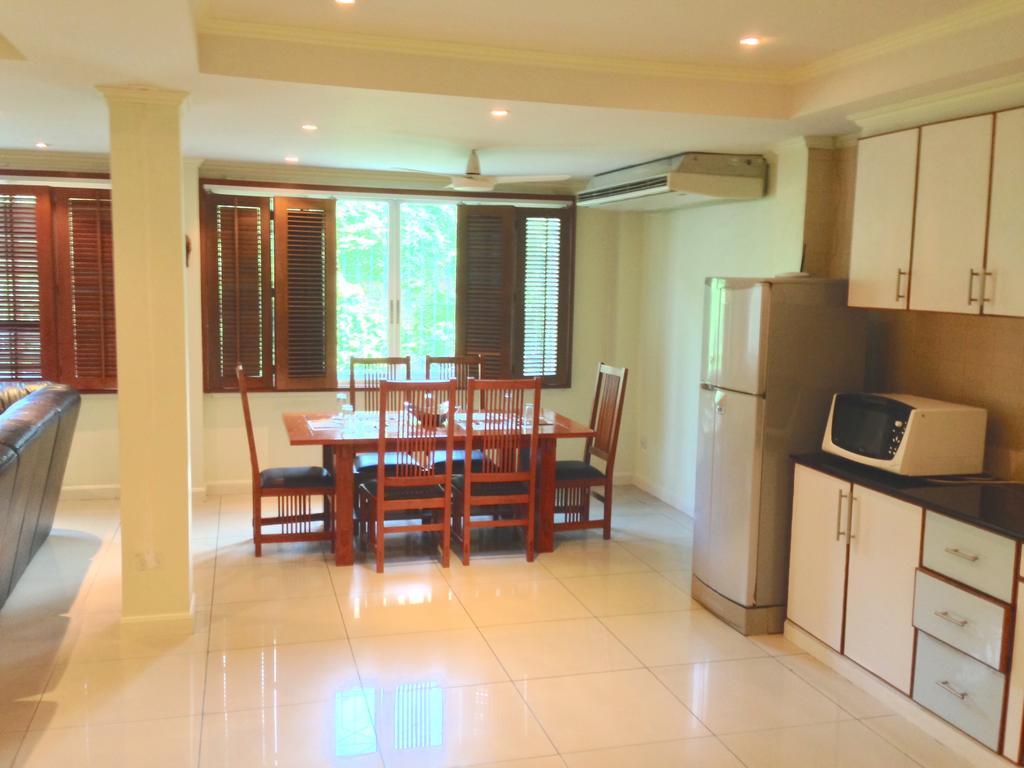 Argyle Apartments Pattaya Exterior photo