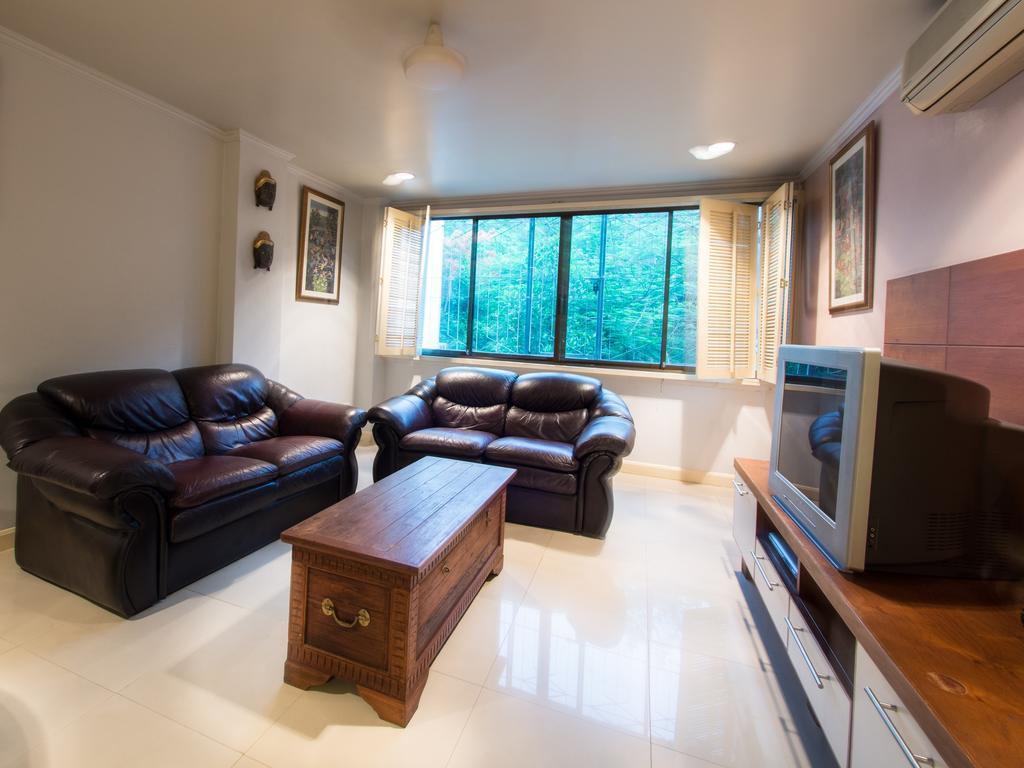 Argyle Apartments Pattaya Exterior photo