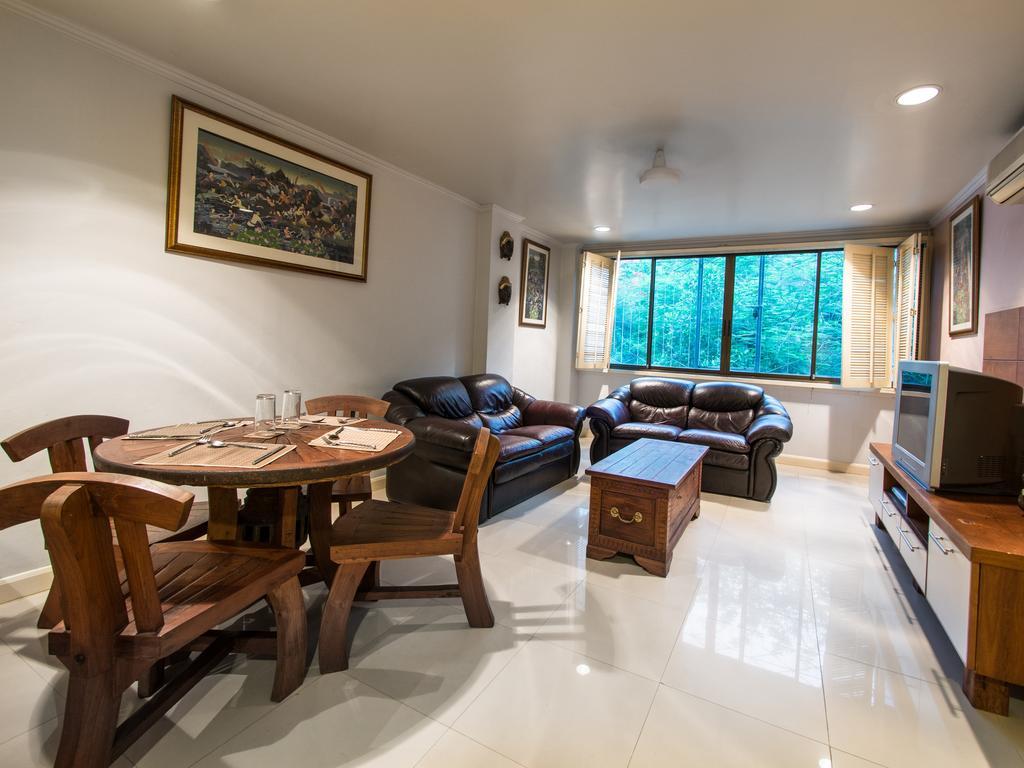 Argyle Apartments Pattaya Exterior photo