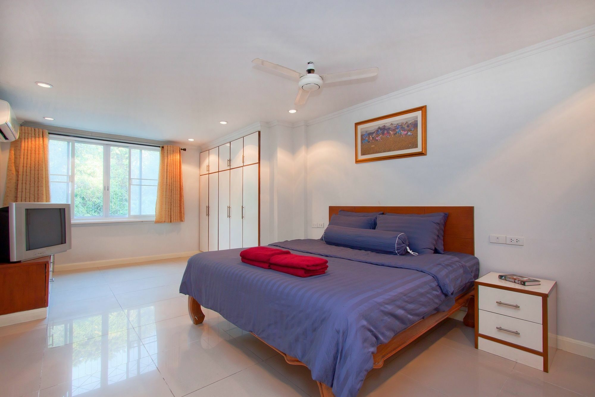 Argyle Apartments Pattaya Exterior photo